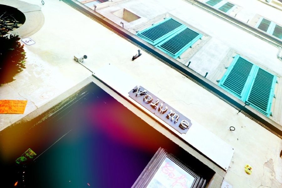 571707-10-1429306886985