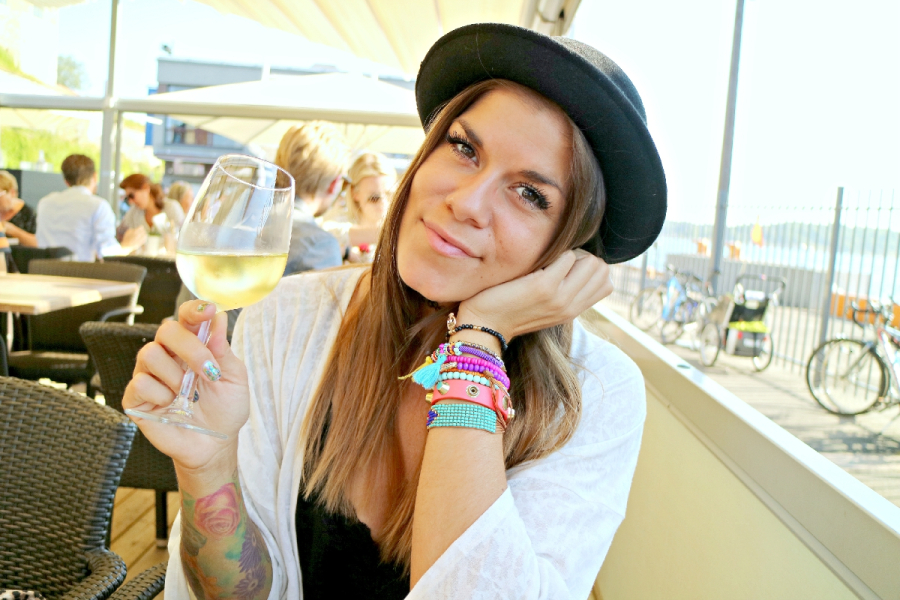 571707-9-1440264739723